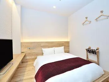 Hotel Androoms Osaka Hommachi 3*,  Japán
